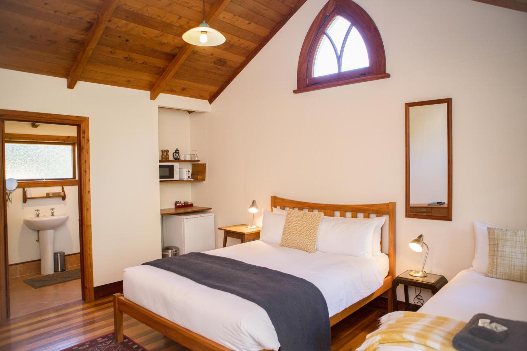 The Church Accommodation ฮาเฮอิ ภายนอก รูปภาพ